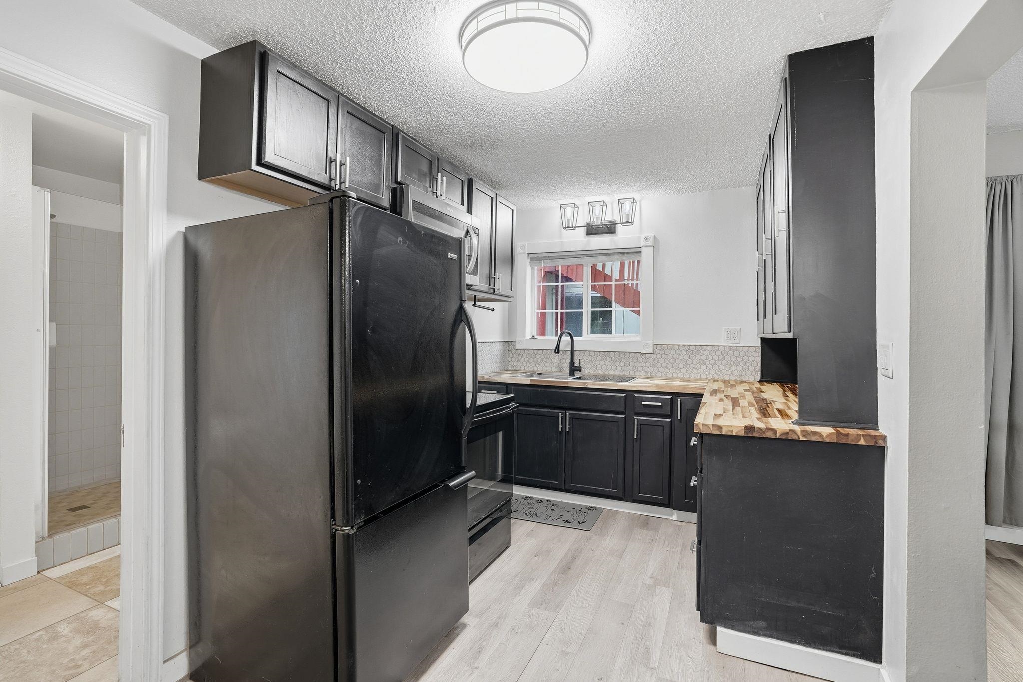 117 4th Street Cheney, WA 99004 - Photo 9 of 40