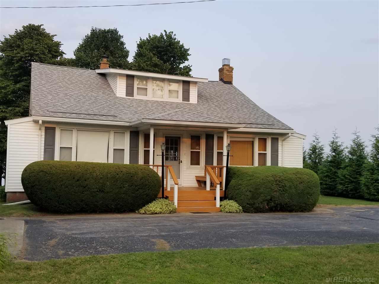 2045 South Lakeshore Road Applegate, MI 48401 - Photo 3 of 51 50021669-2.JPG