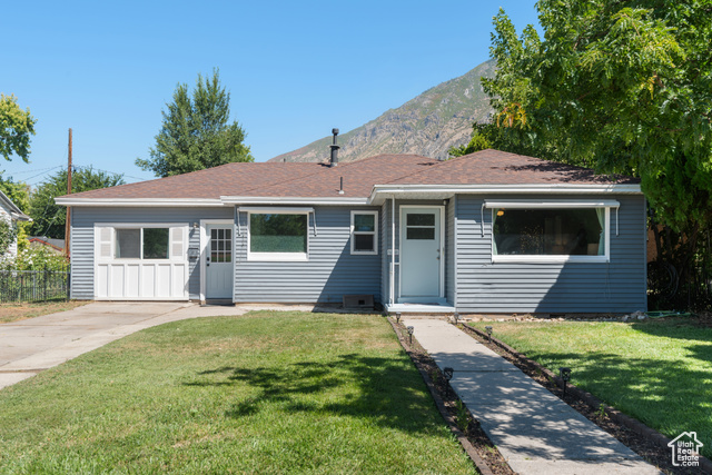 639 East 100 South Springville, UT 84663 - Photo 1 of 1 View of front of home with a mountain view and roof with shingles
