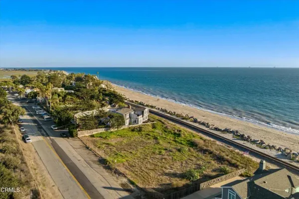 a view of an ocean from a balcony