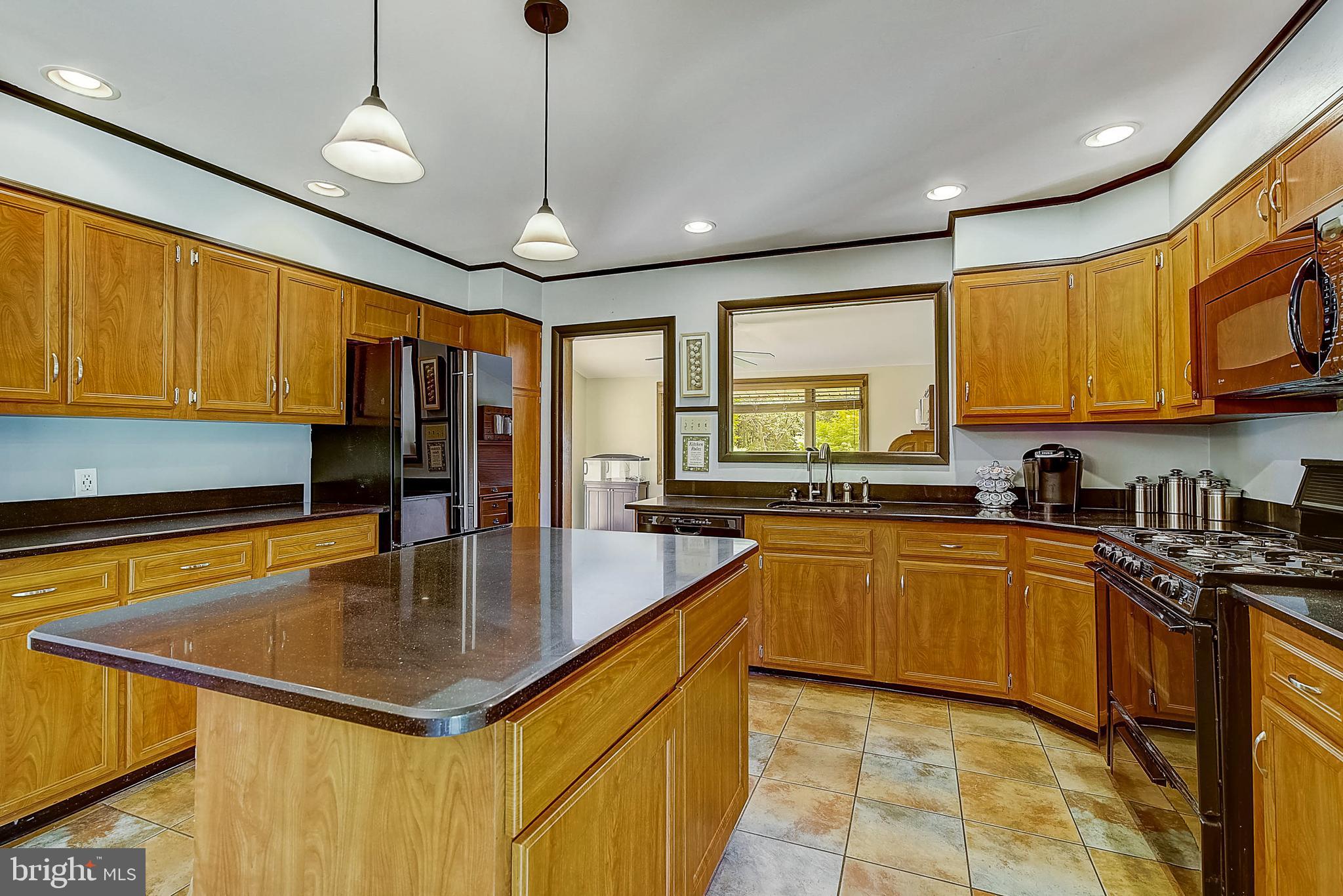 1745 Hillside Road Southampton, PA 18966 - Photo 14 of 68 Gallery Image 14