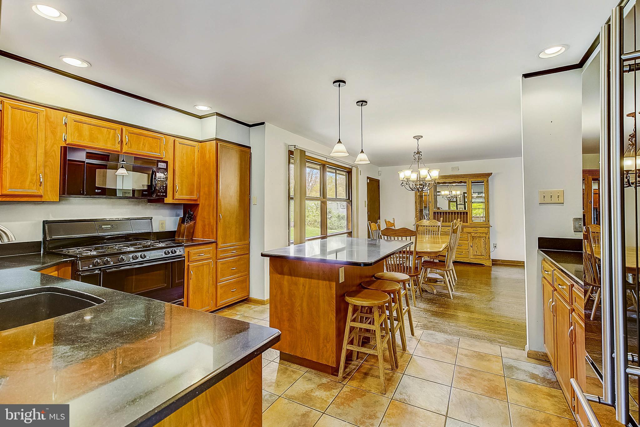 1745 Hillside Road Southampton, PA 18966 - Photo 17 of 68 Gallery Image 17