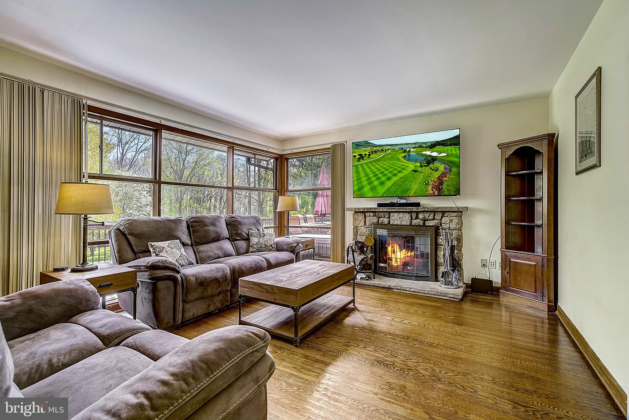 1745 Hillside Road Southampton, PA 18966 - Photo 4 of 68 Gallery Image 4