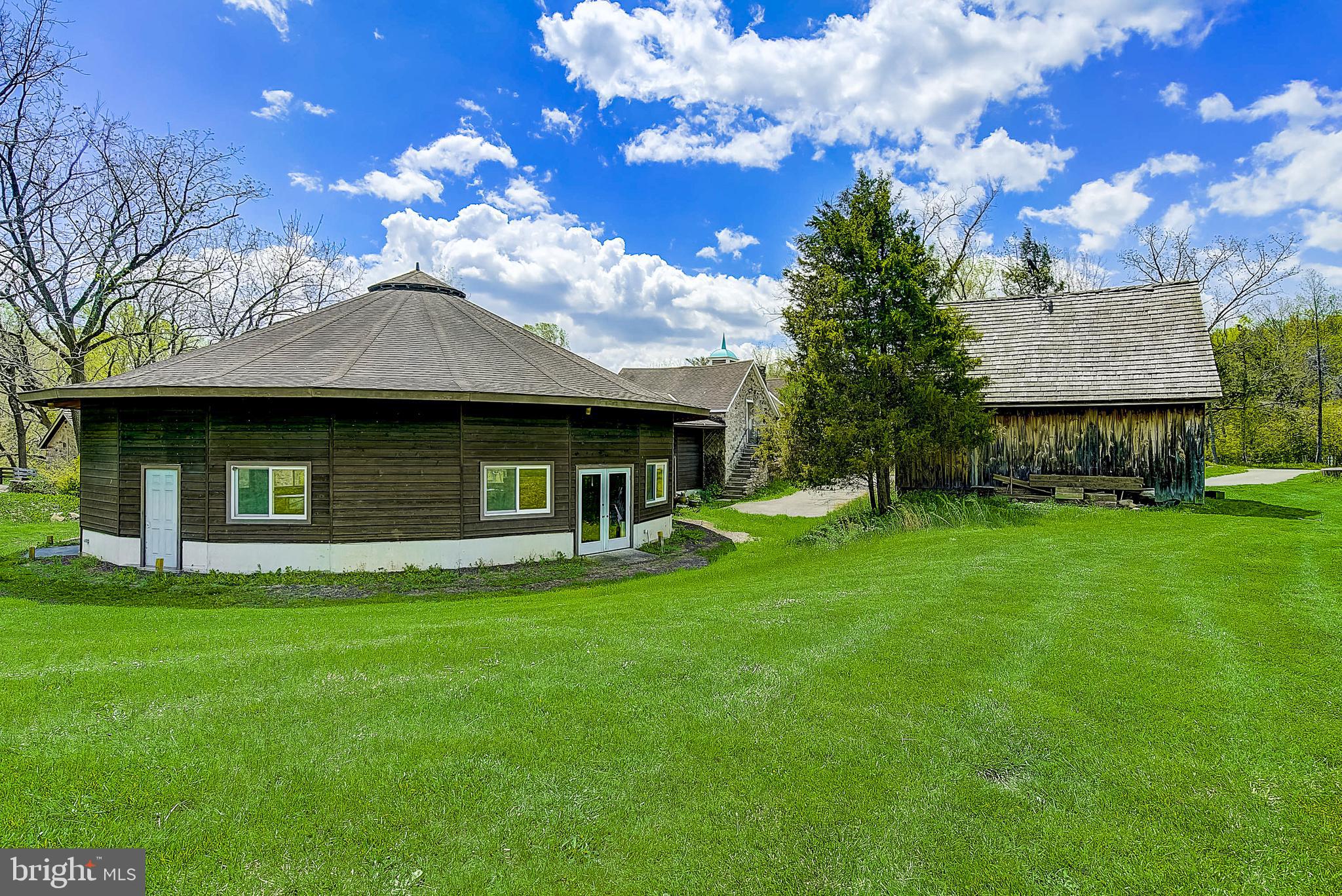 1745 Hillside Road Southampton, PA 18966 - Photo 60 of 68 Gallery Image 60