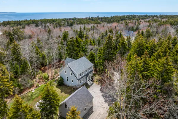 $875,000 | 42 Pumpkin Cove Road, Bristol, ME 04554