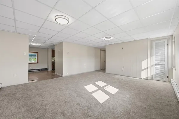 $1,300 | 129 South Clay Street, Zelienople, PA 16063
