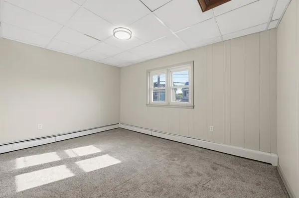 $1,300 | 129 South Clay Street, Zelienople, PA 16063