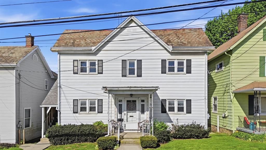 129 South Clay Street Zelienople, PA 16063 - Photo 2 of 30