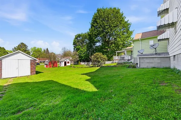 $1,300 | 129 South Clay Street, Zelienople, PA 16063