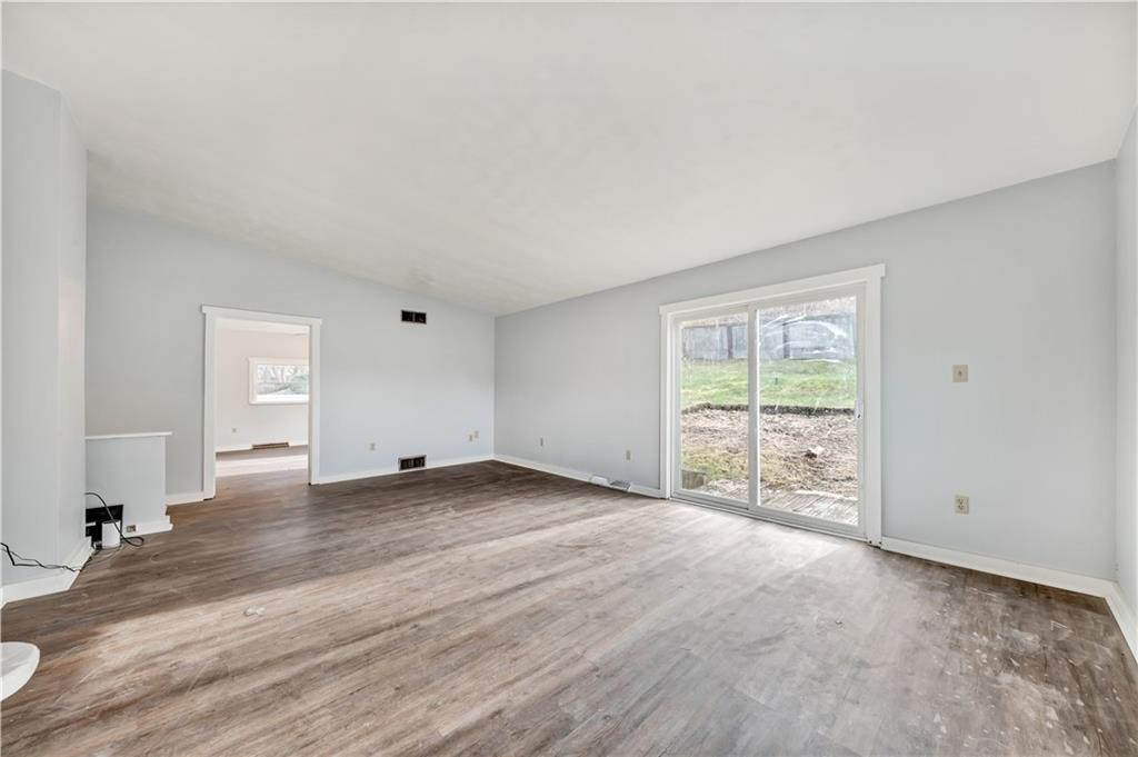 721 McCoy Road McKees Rocks, PA 15136 - Photo 12 of 25 Gallery Image 12