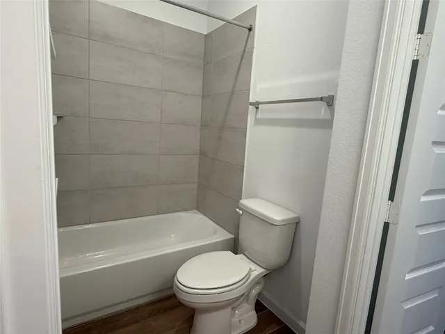 $3,300 | 4942 Hitchings Court, Manvel, TX 77583