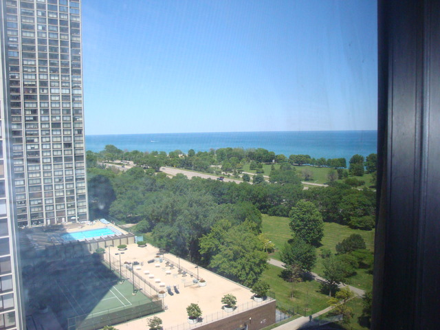 5415 North Sheridan Road, Unit 1609 Chicago, IL 60640 - Photo 5 of 11