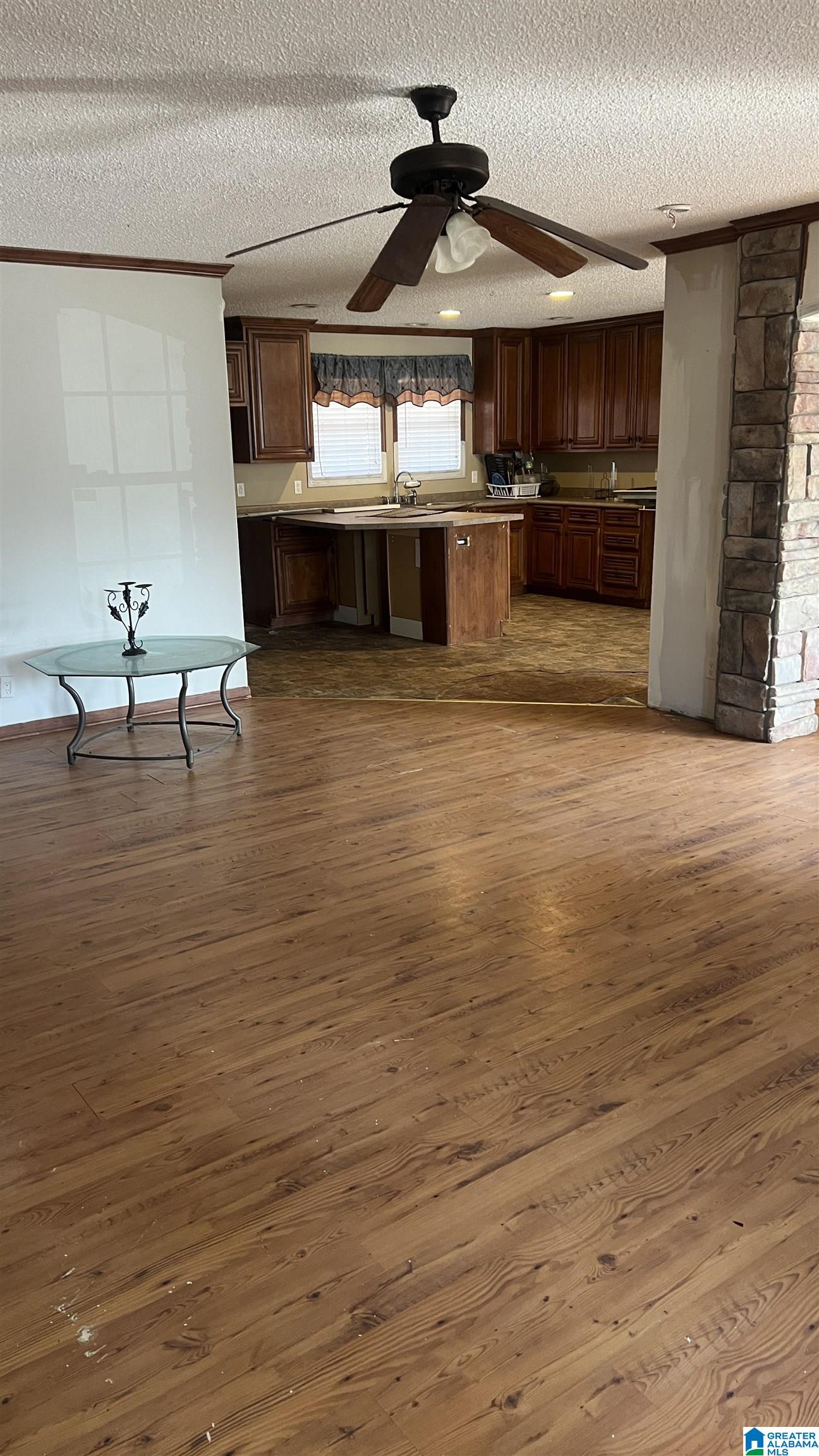 335 Front Street Sylacauga, AL 35150 - Photo 4 of 11