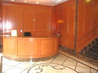 720 Middle Neck Road, Unit 4C Great Neck, NY 11024 - Photo 2 of 5 a bathroom with a sink
