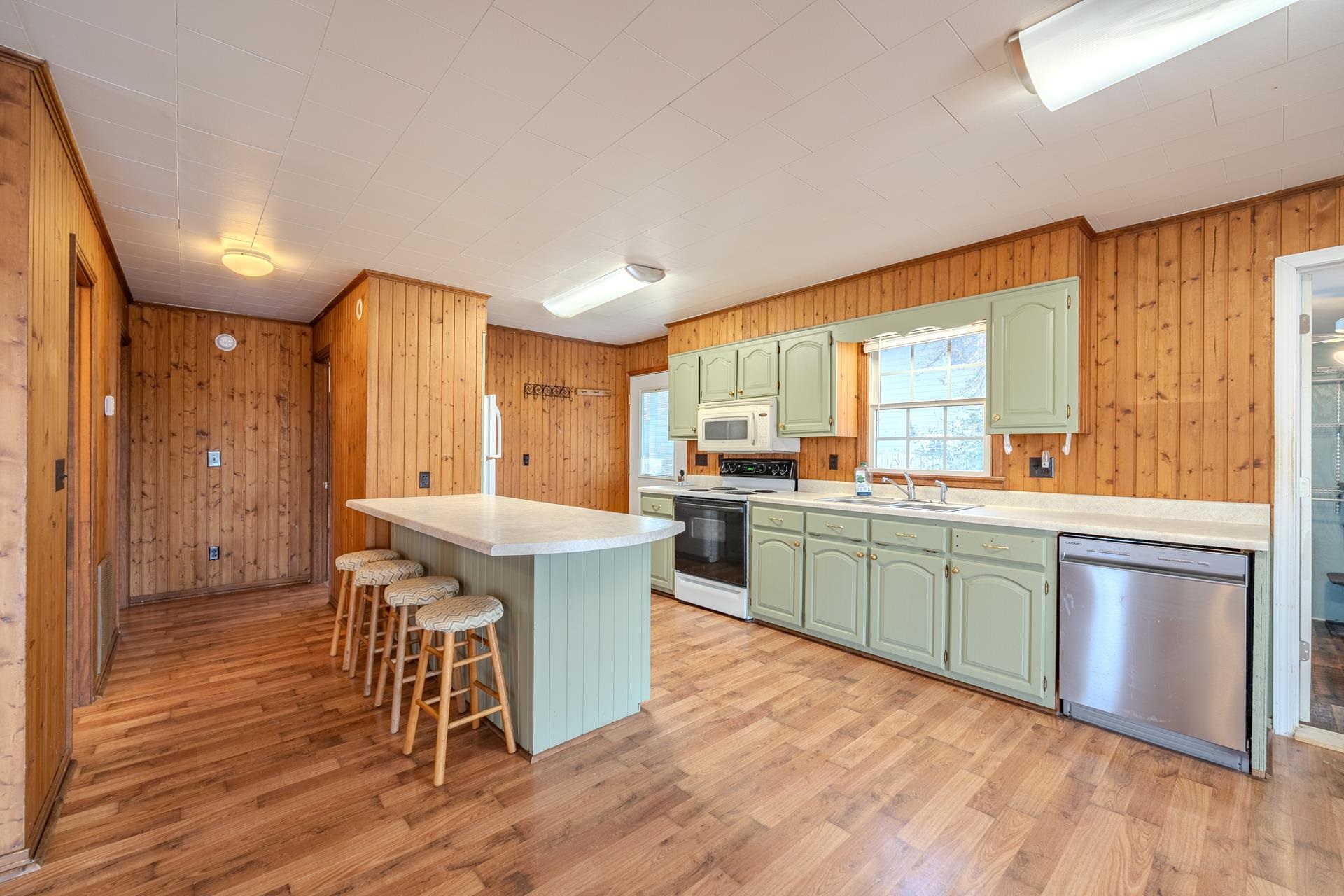 385 Salt Lane Savannah, TN 38372 - Photo 4 of 35