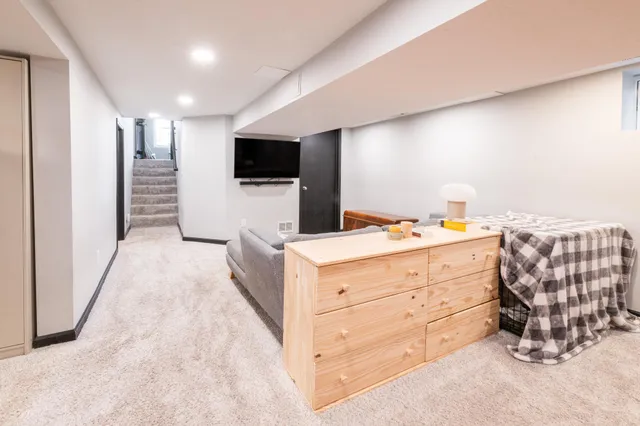 $400,000 | 4243 Minnehaha Avenue, Minneapolis, MN 55406