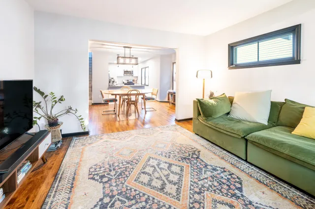 $400,000 | 4243 Minnehaha Avenue, Minneapolis, MN 55406