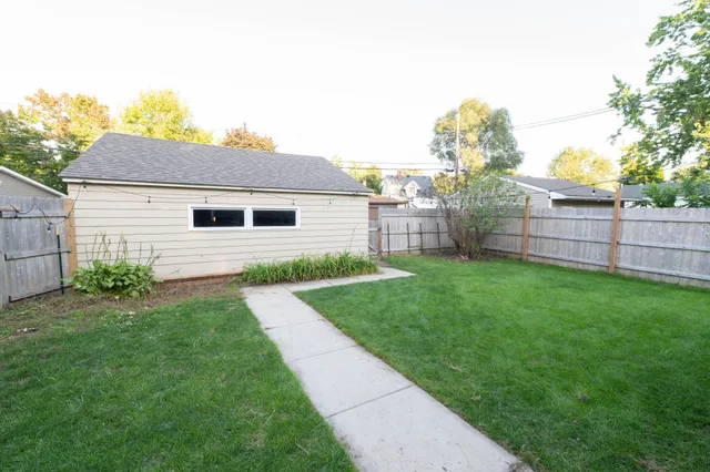 $400,000 | 4243 Minnehaha Avenue, Minneapolis, MN 55406