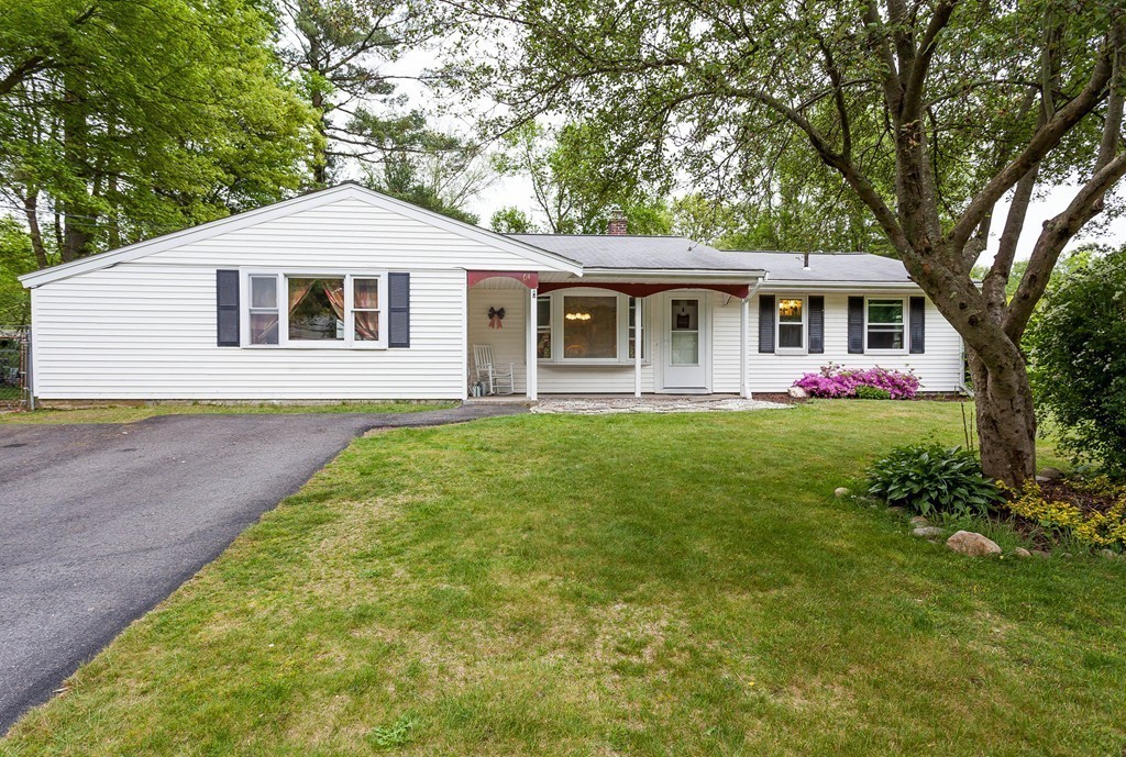 64 Sully Road Raynham, MA 02767 - Photo 4 of 22 Gallery Image 4