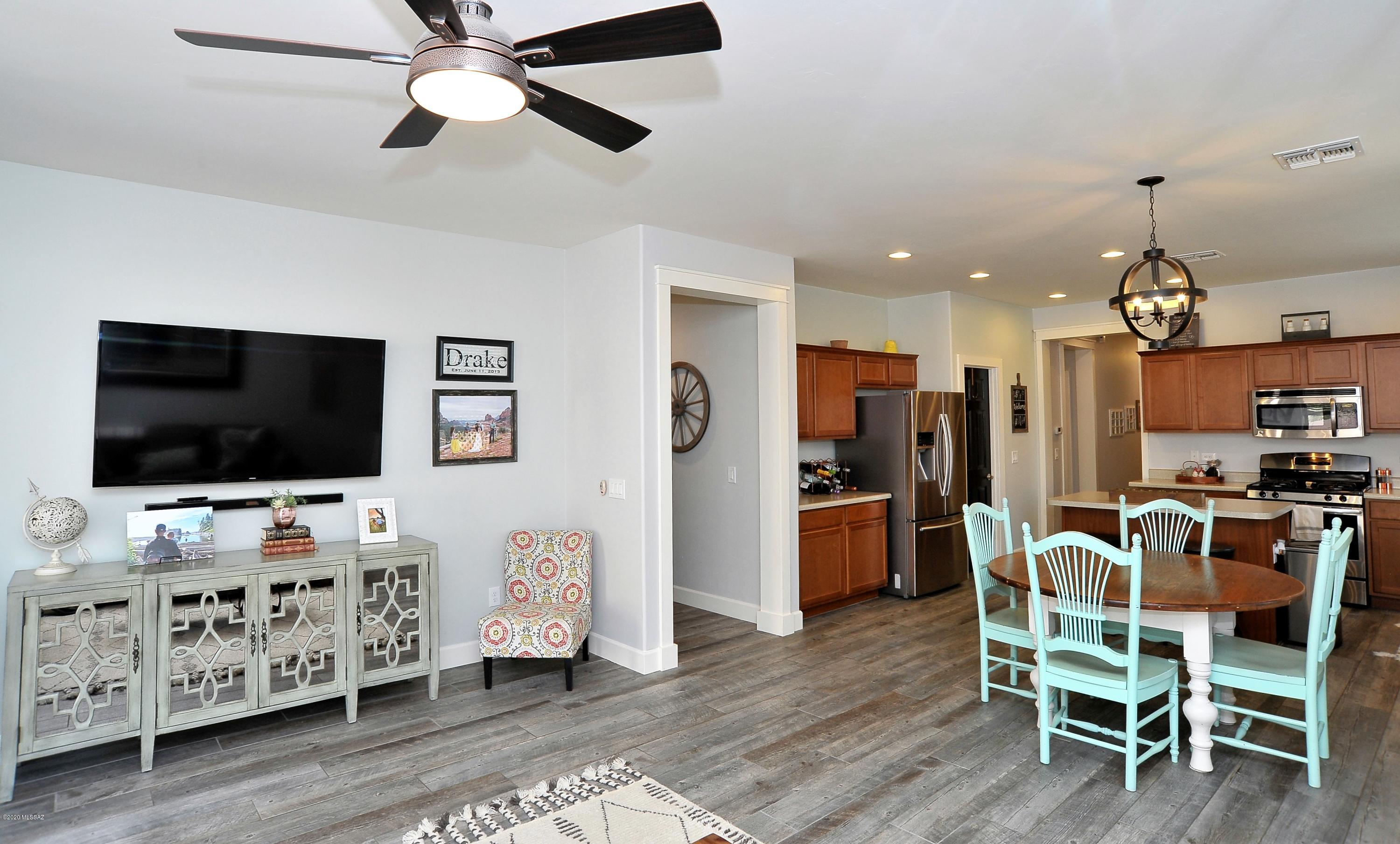 39041 South Running Roses Lane Tucson, AZ 85739 - Photo 13 of 46 Gallery Image 13
