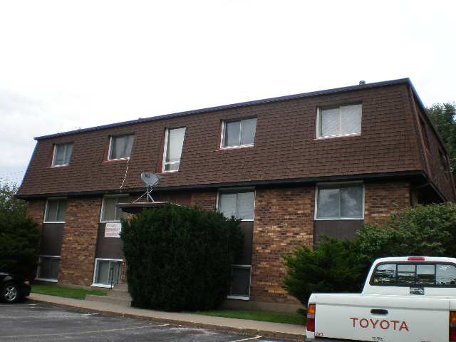 4002 25th Street Moline, IL 61265 - Photo 2 of 2 Gallery Image 2