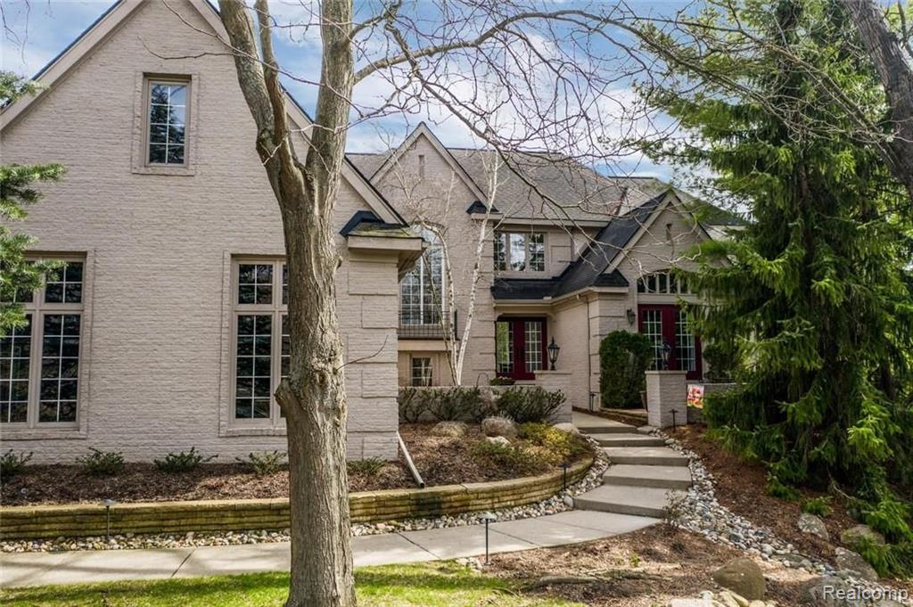 795 Peach Tree Lane Rochester Hills, MI 48306 - Photo 1 of 51