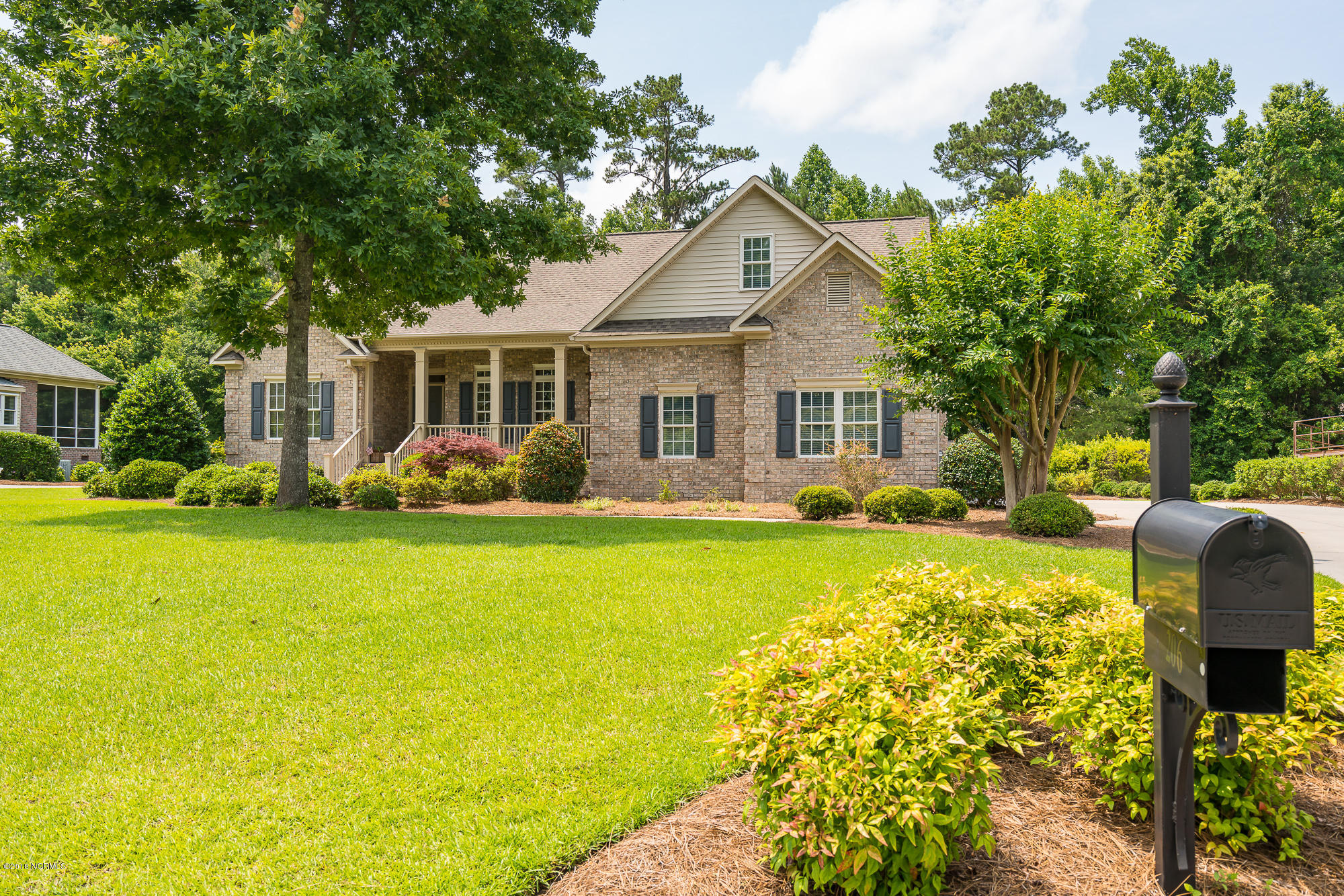 206 Emmen Road New Bern, NC 28562 - Photo 1 of 31 206 Emmen Road