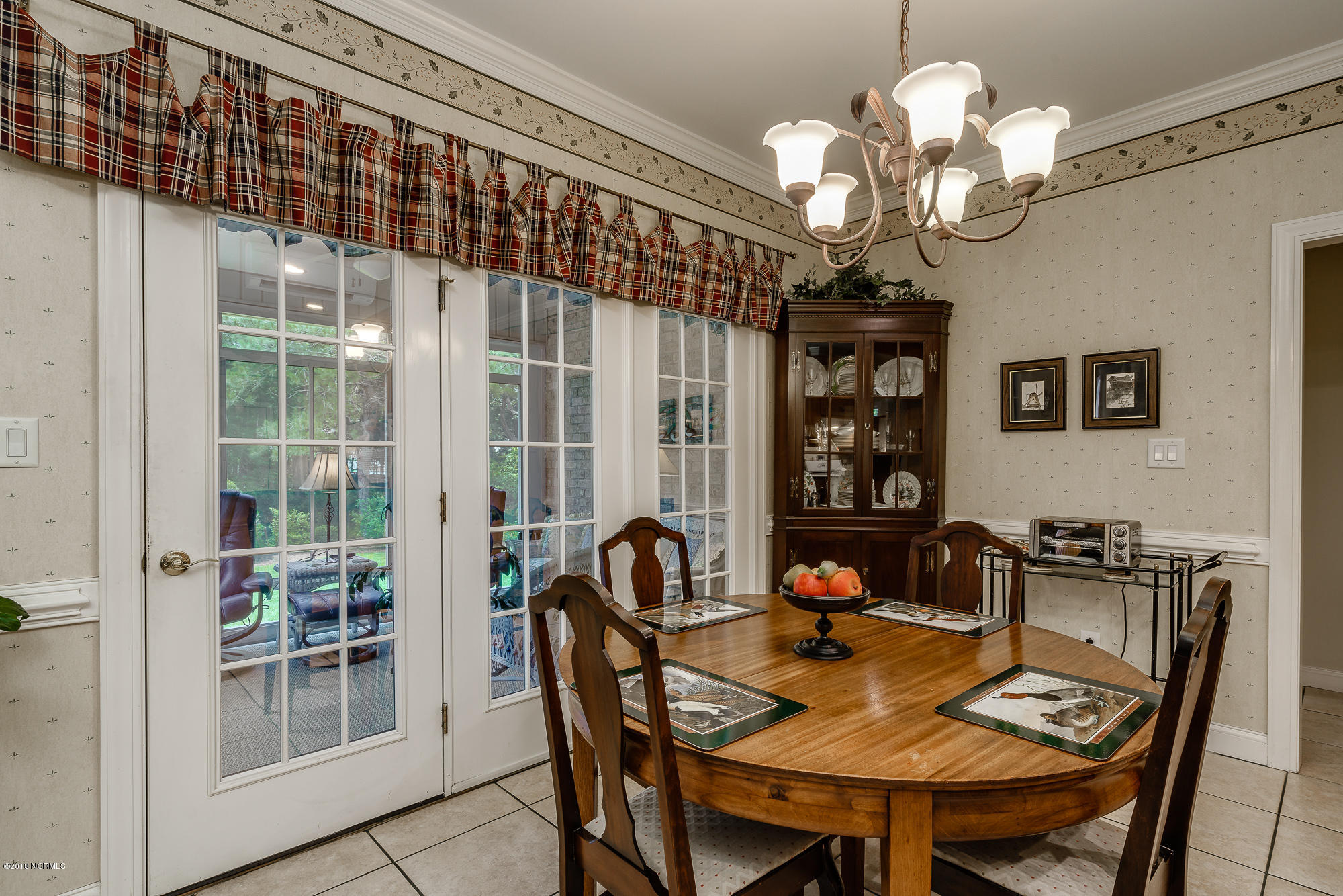 206 Emmen Road New Bern, NC 28562 - Photo 7 of 31 206 Emmen Road