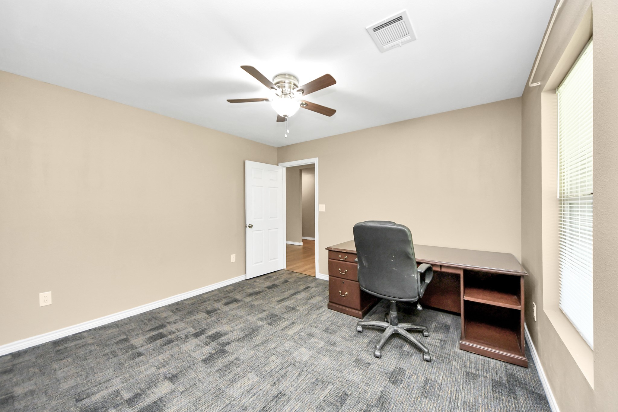 197 County Road 348 Cleveland, TX 77327 - Photo 22 of 48 Bedroom 2 office area