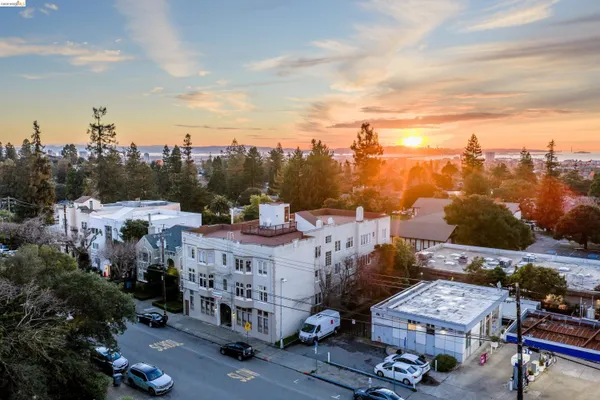 $5,750,000 | 22 Domingo Avenue, Berkeley, CA 94705