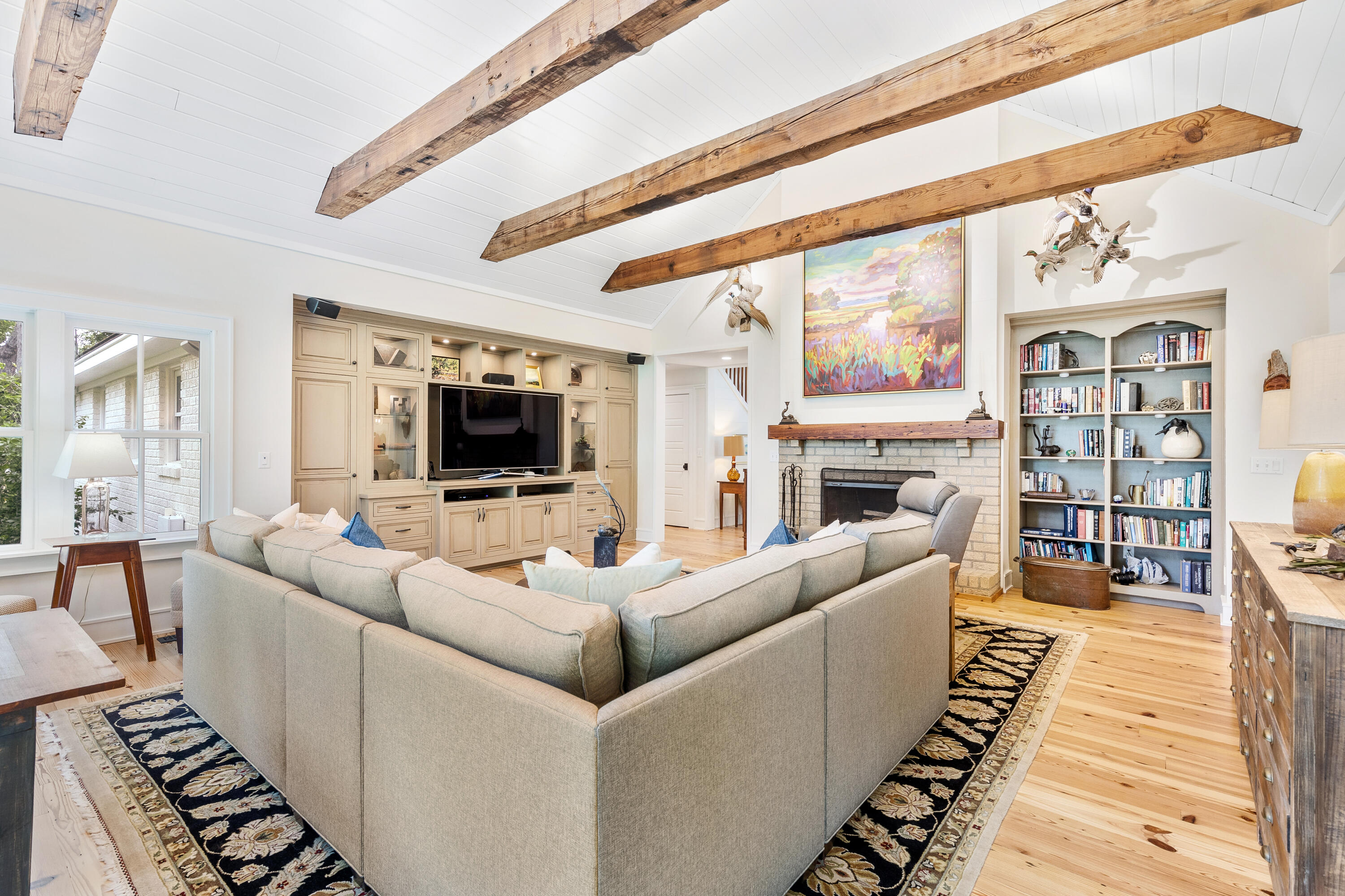 1259 South Barksdale Road Mount Pleasant, SC 29464 - Photo 17 of 91 Wood Burning Fireplace