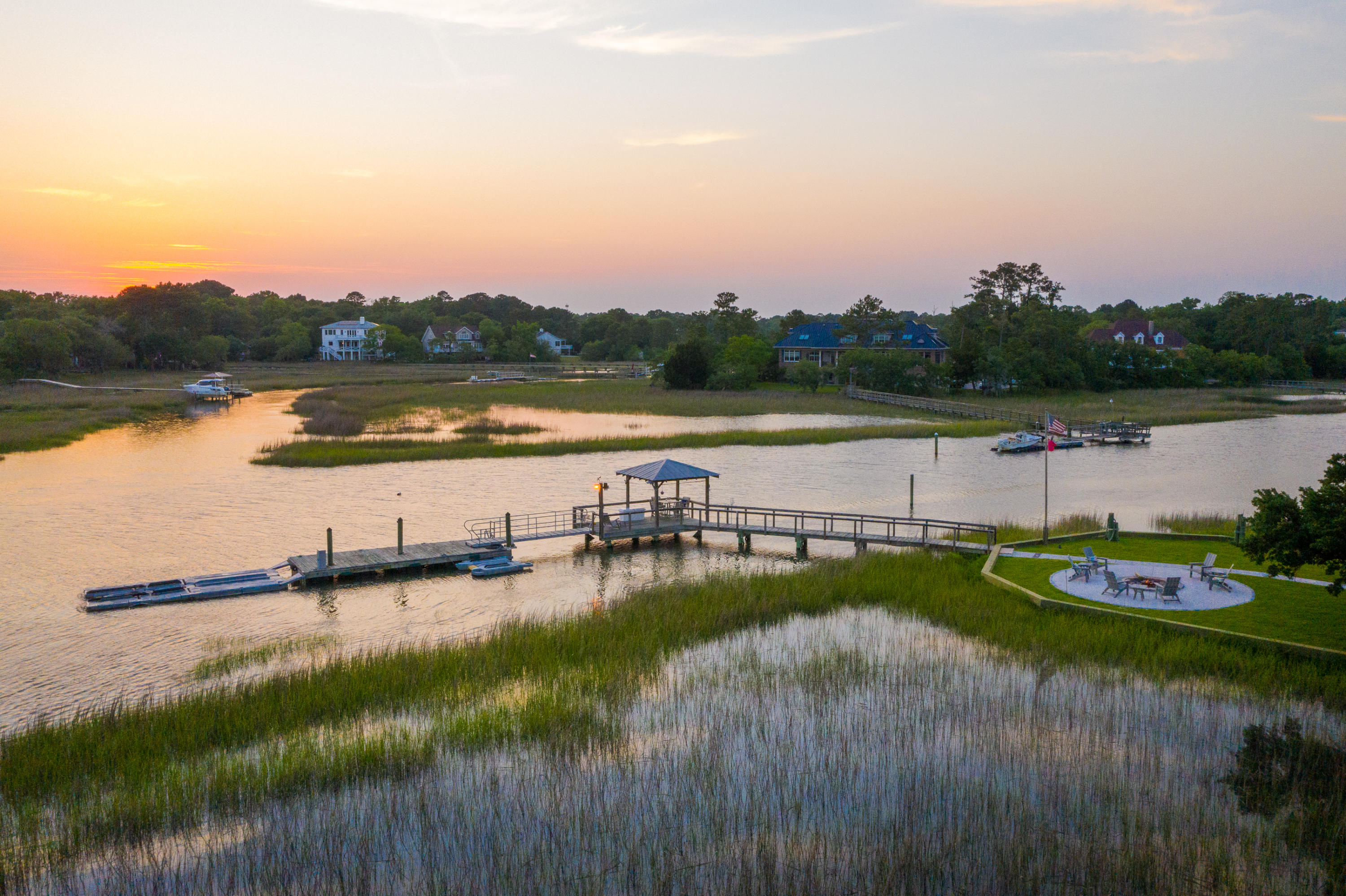 1259 South Barksdale Road Mount Pleasant, SC 29464 - Photo 4 of 91 Deep Water with Boat Lift