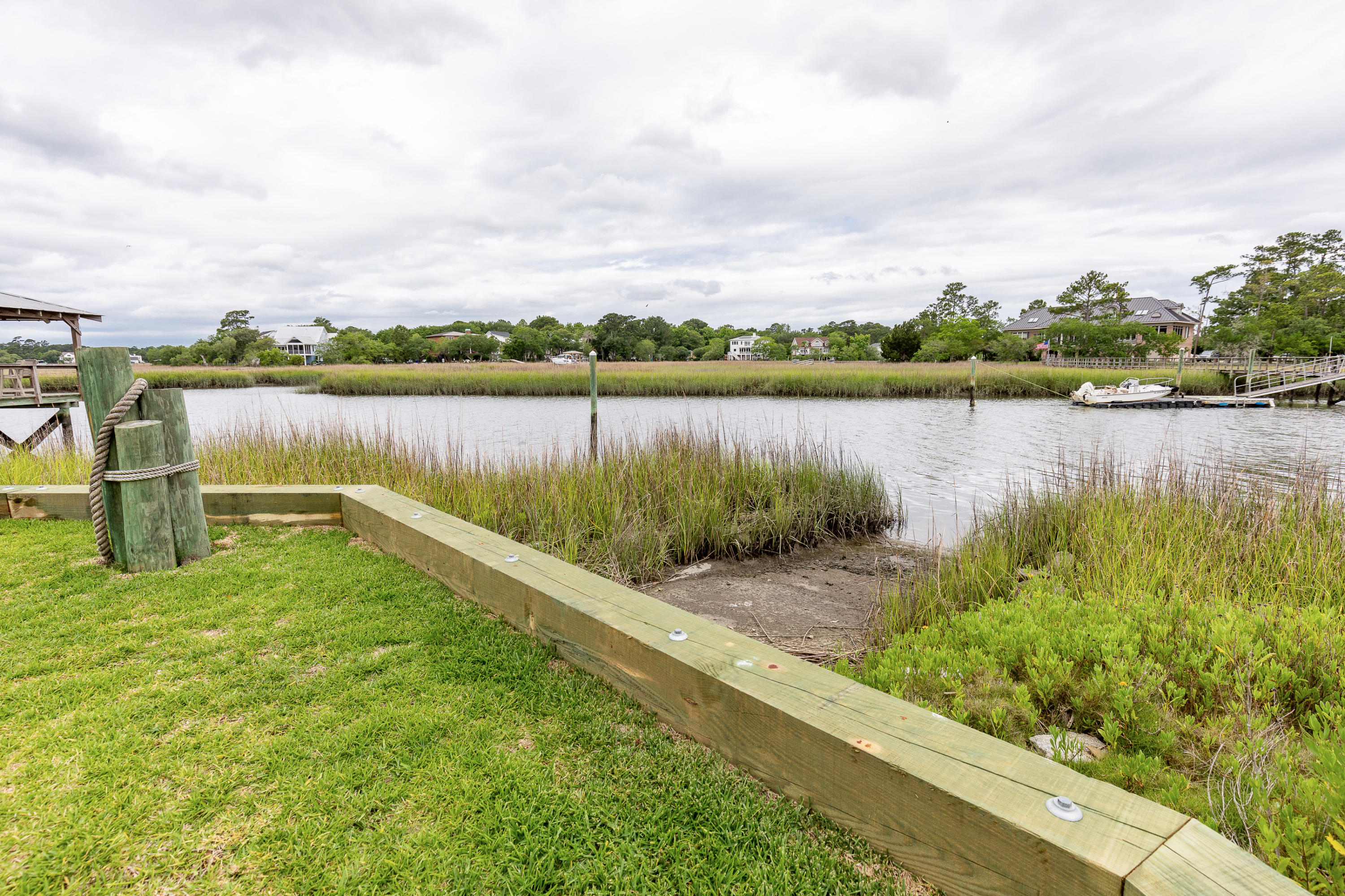 1259 South Barksdale Road Mount Pleasant, SC 29464 - Photo 8 of 91 Private Boat Ramp at Low Tide