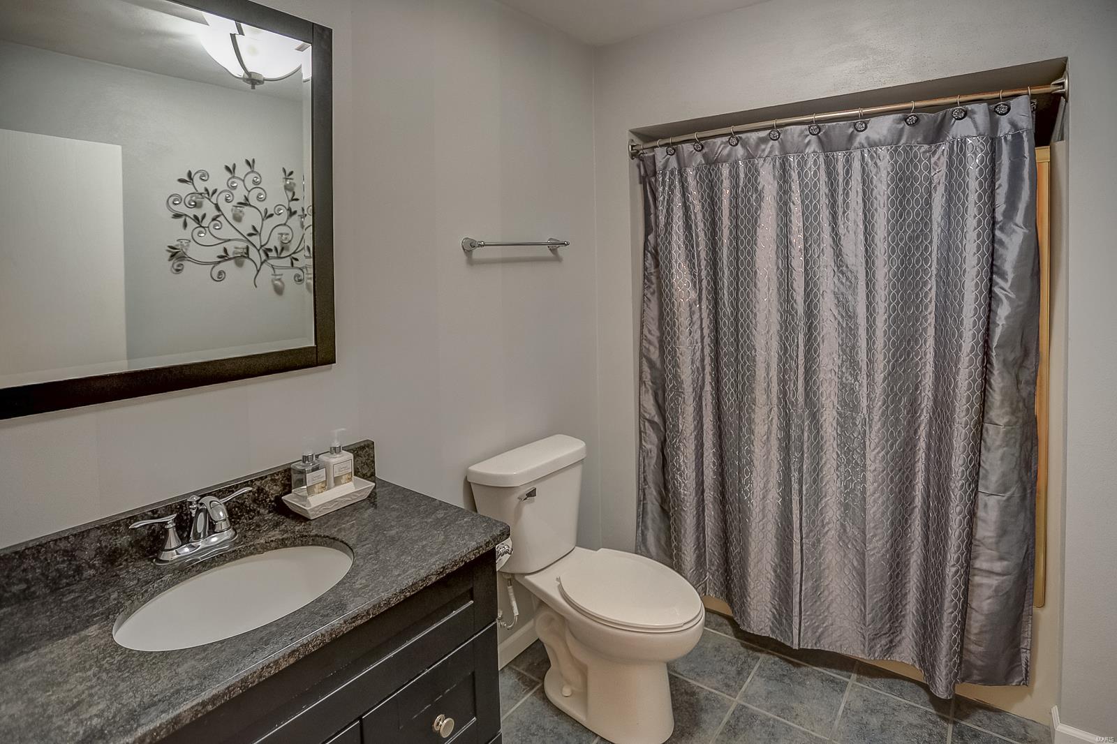1009 Troy Ofallon Road Troy, IL 62294 - Photo 27 of 32