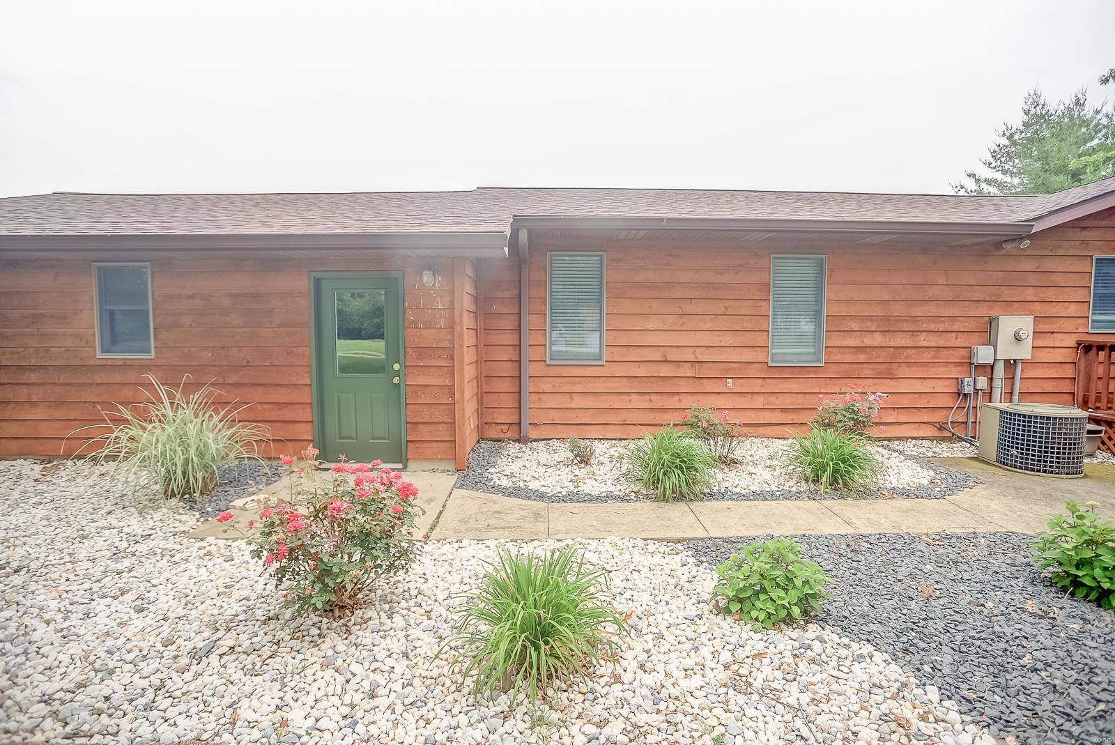 1009 Troy Ofallon Road Troy, IL 62294 - Photo 29 of 32