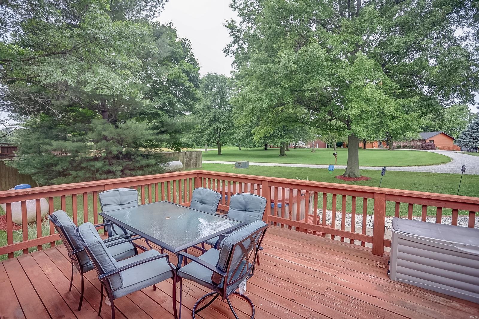 1009 Troy Ofallon Road Troy, IL 62294 - Photo 6 of 32