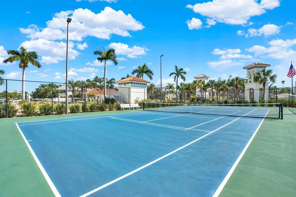 17745 Gulf Boulevard, Unit 604 Redington Shores, FL 33708 - Photo 27 of 44 a view of a basket ball ground