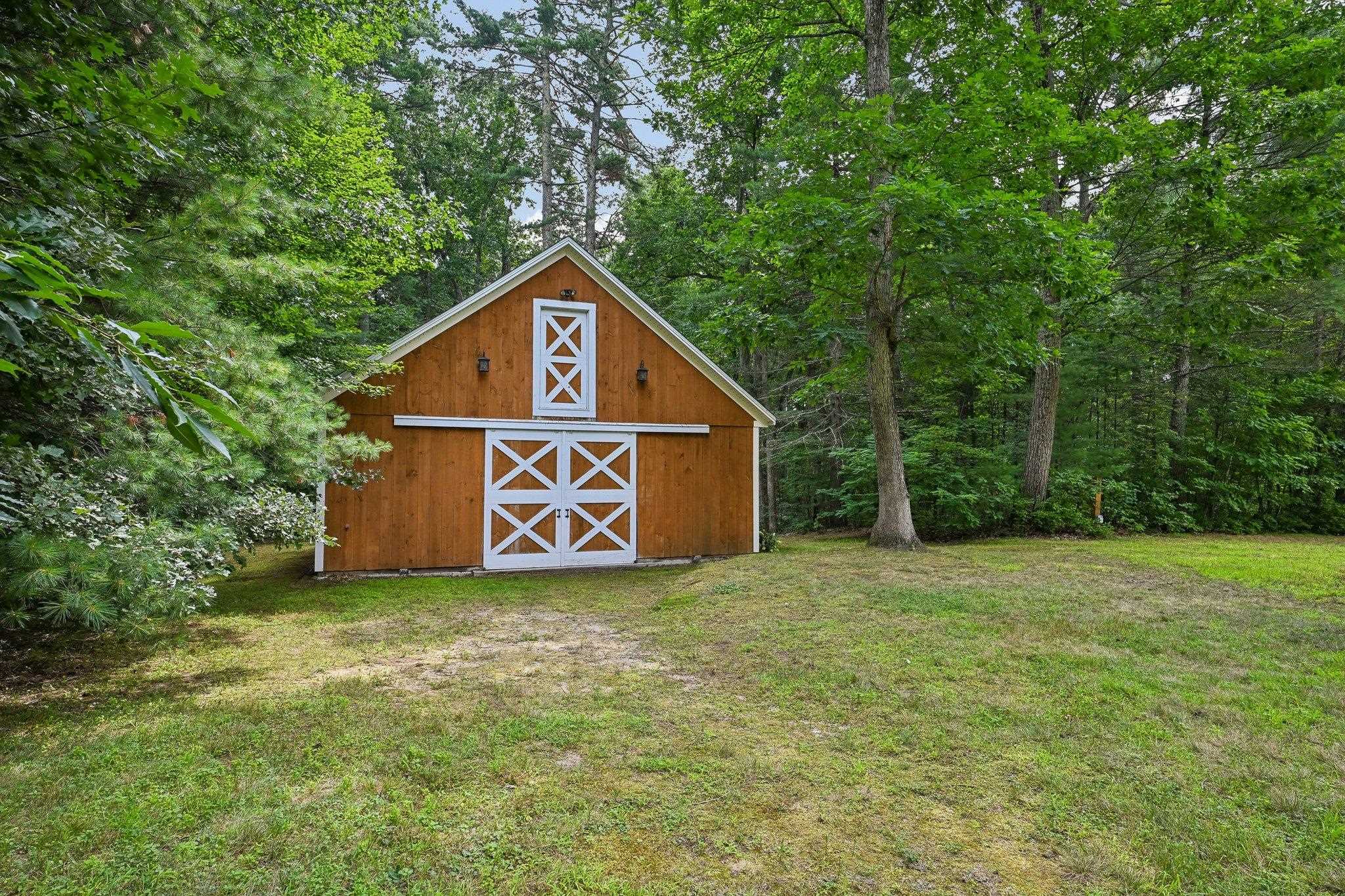 9 A Burns Road Pelham, NH 03076 - Photo 38 of 50 Gallery Image 38