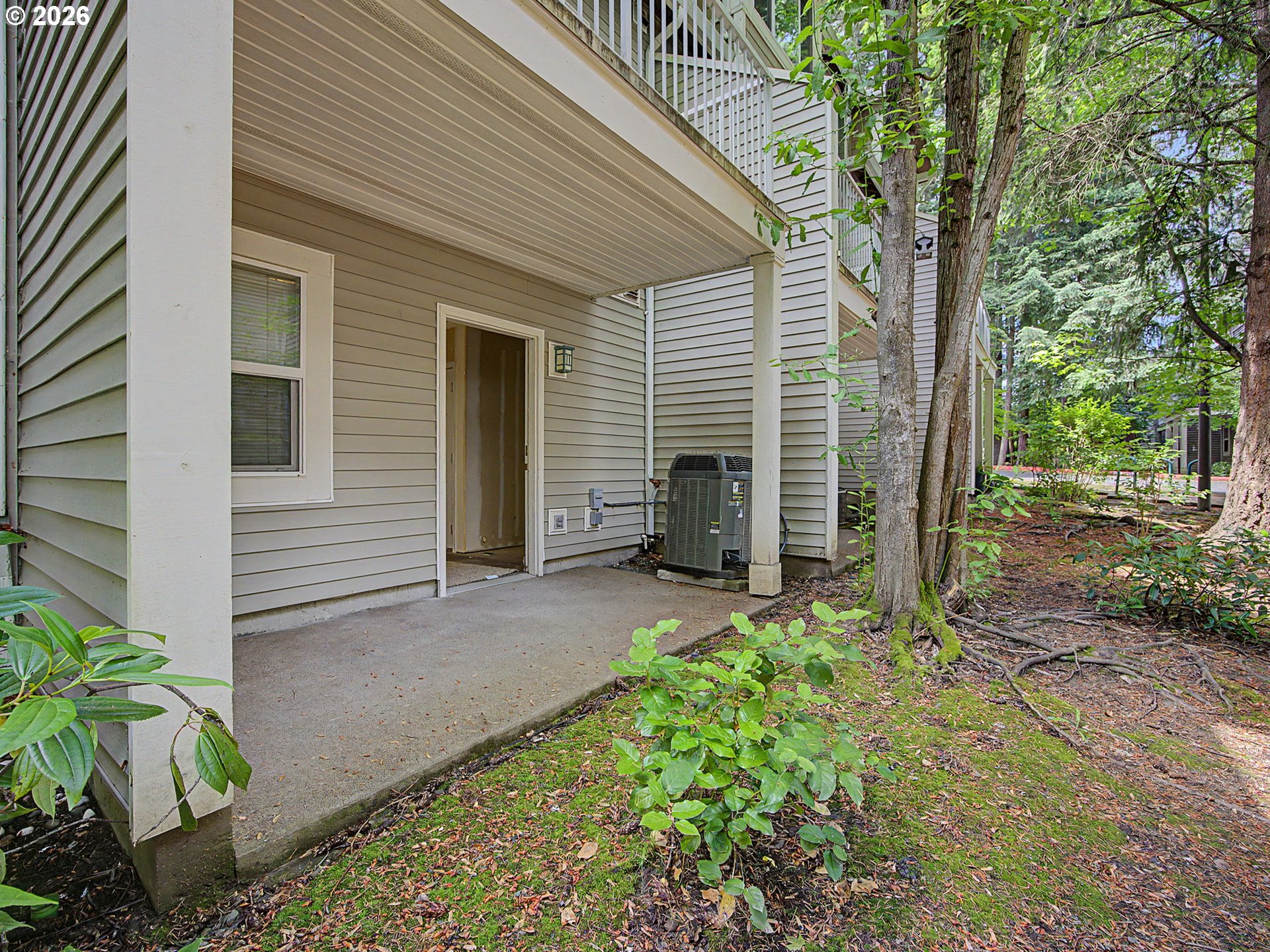 14176 Southwest Barrows Road, Unit 3 Portland, OR 97223 - Photo 33 of 46