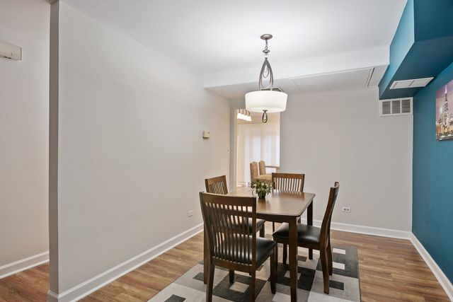 $325,000 | 848 Forest Avenue, Unit 1, Evanston, IL 60202