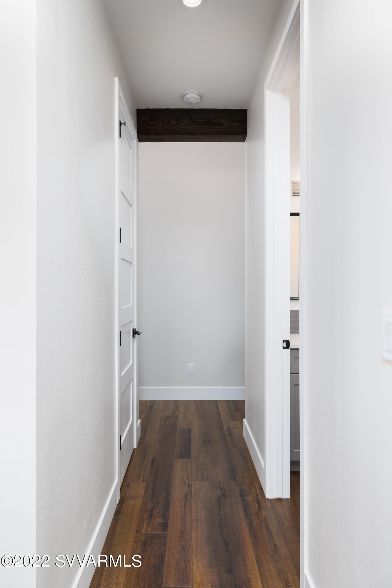 2255 Road Runner Road Sedona, AZ 86336 - Photo 28 of 44 Hallway