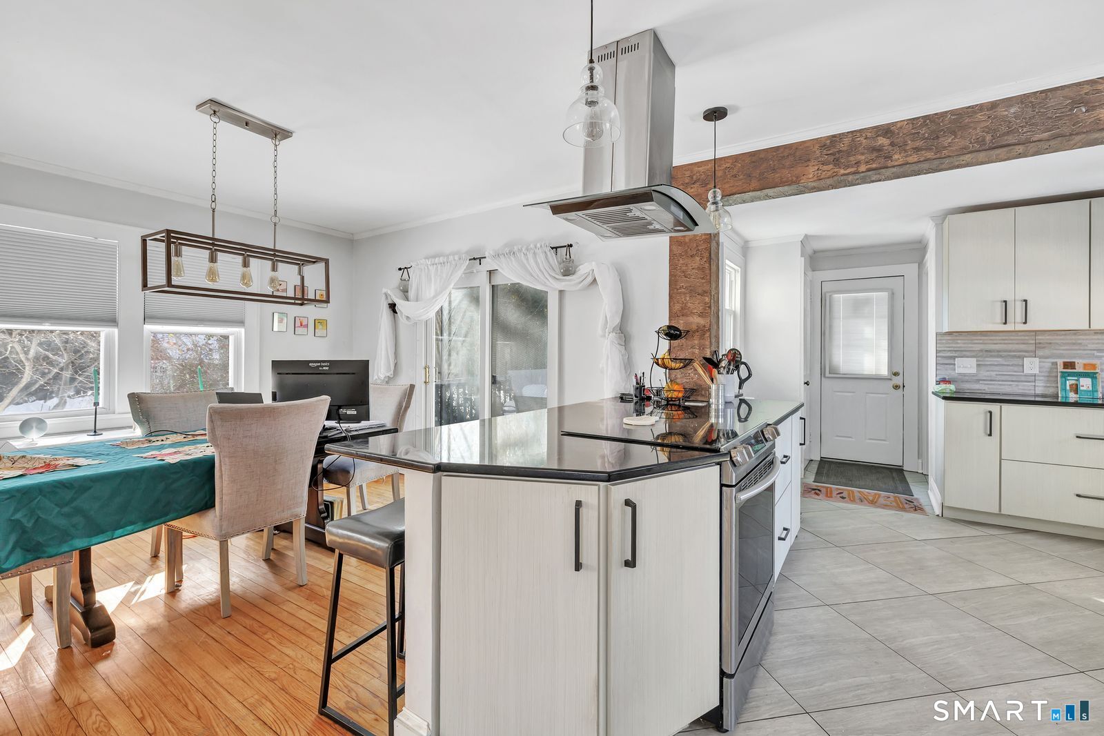 185 Cutspring Road Stratford, CT 06614 - Photo 25 of 37