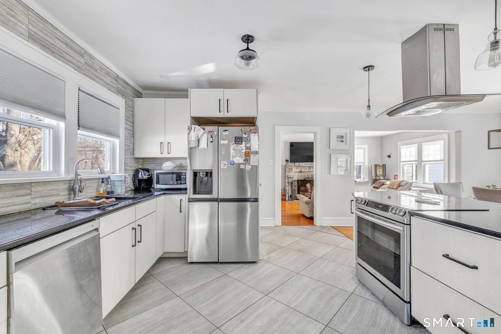 185 Cutspring Road Stratford, CT 06614 - Photo 28 of 37