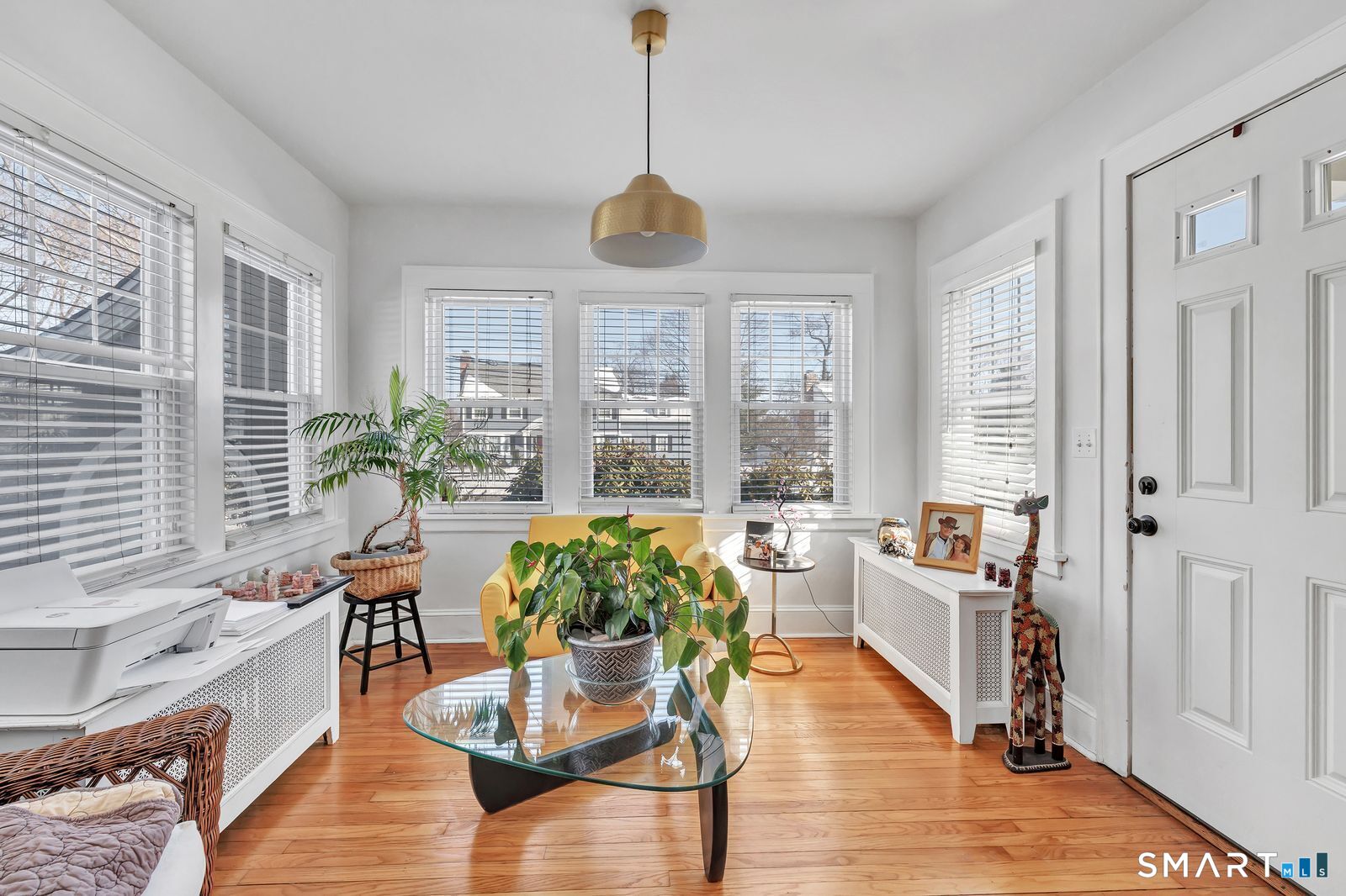 185 Cutspring Road Stratford, CT 06614 - Photo 5 of 37