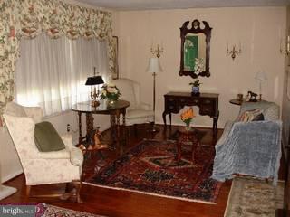 35 Heritage Road Evesham, NJ 08053 - Photo 2 of 6
