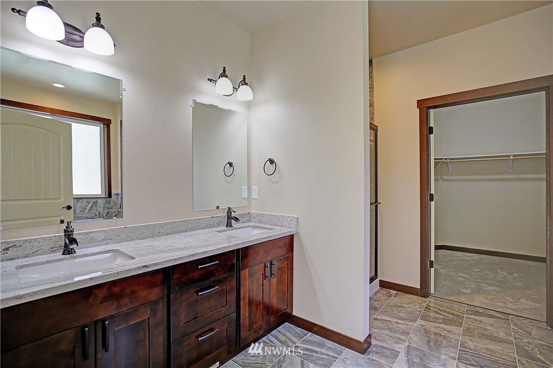 1386 Midcrest Road Camano Island, WA 98282 - Photo 17 of 39 Gallery Image 17