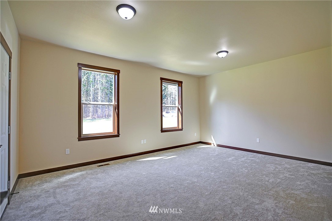 1386 Midcrest Road Camano Island, WA 98282 - Photo 21 of 39 Gallery Image 21