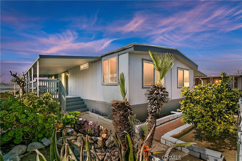 3825 Crestmore Road, Unit 327 Riverside, CA 92509 - Photo 1 of 1 Gallery Image 1