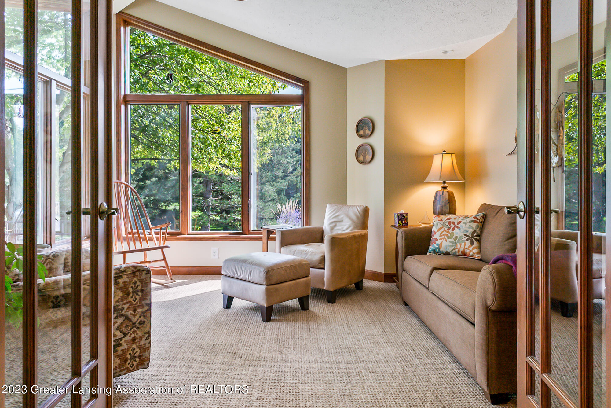 85 Damon Road Haslett, MI 48840 - Photo 39 of 92 great room
