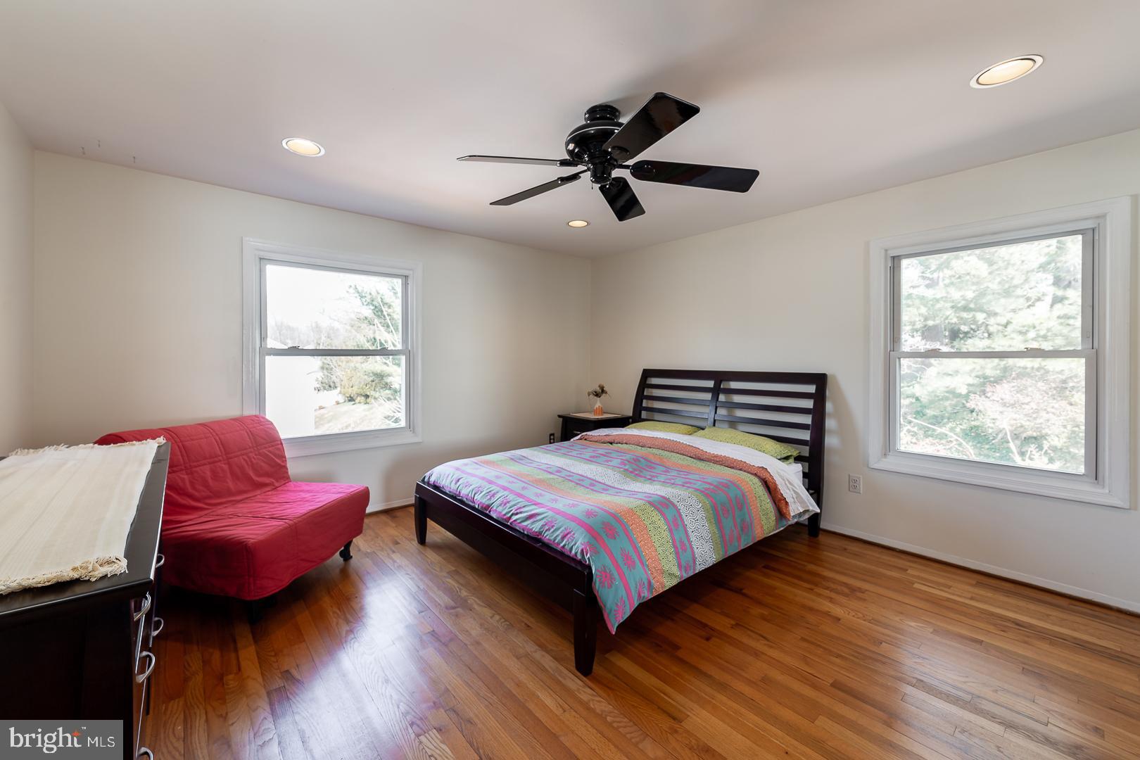 10813 Gainsborough Road Potomac, MD 20854 - Photo 28 of 41 bedroom